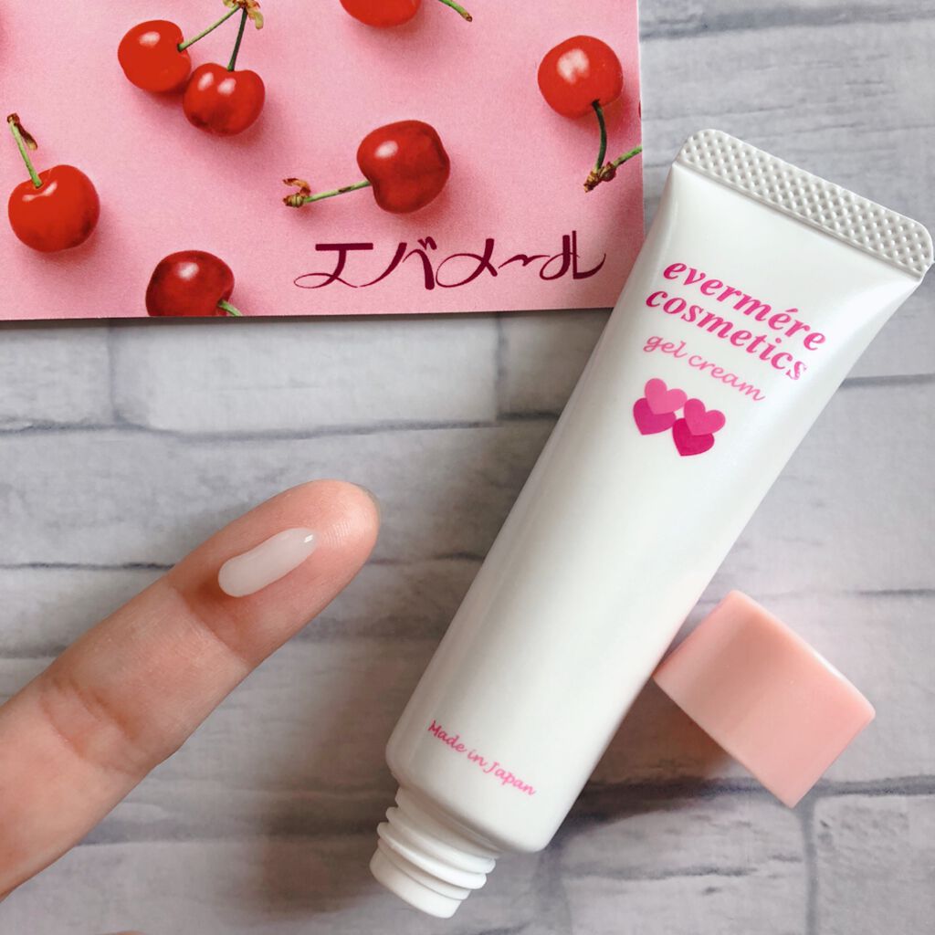 colorful_gloss_gf7 on LIPS 「エバメールゲルクリームのサンプルを使ってみました🤗成分の80%..」(1枚目)