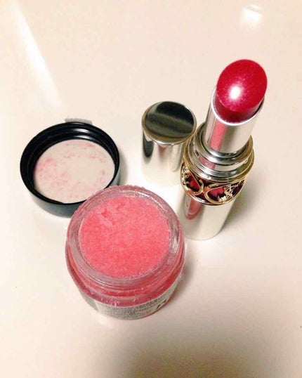 ヴォリュプテキャンディー/YVES SAINT LAURENT BEAUTE/口紅を使ったクチコミ(2枚目)