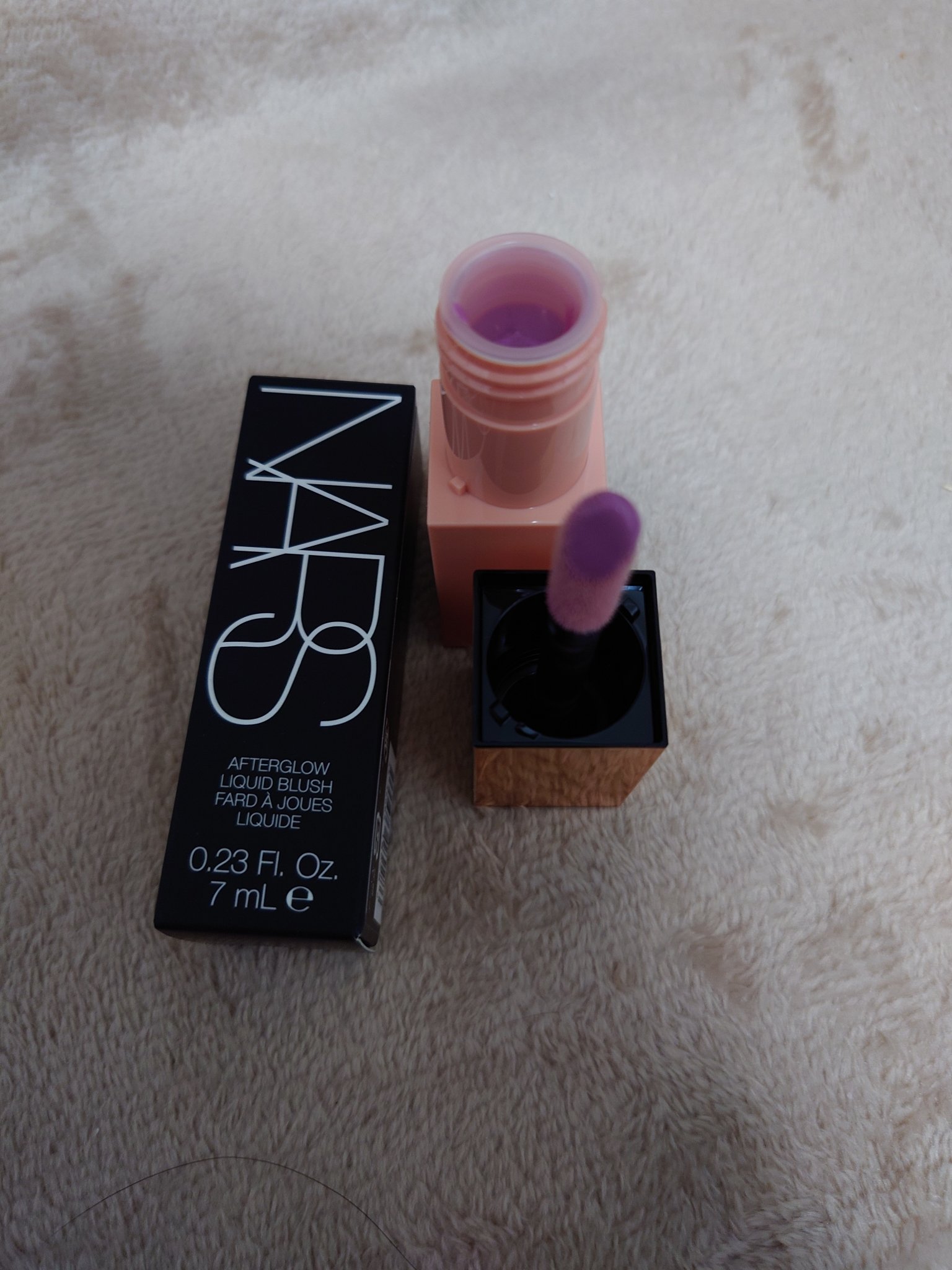 ブラッシュ N 950 THRILL/NARS/パウダーチークを使ったクチコミ（2枚目）