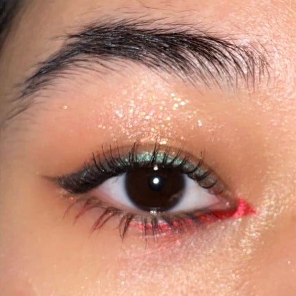 space age highlighter/Kaleidos Makeup/パウダーハイライトを使ったクチコミ(2枚目)