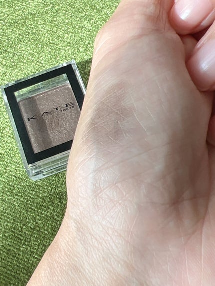 ケイト ザ アイカラー/KATE/単色アイシャドウを使ったクチコミ(2枚目)