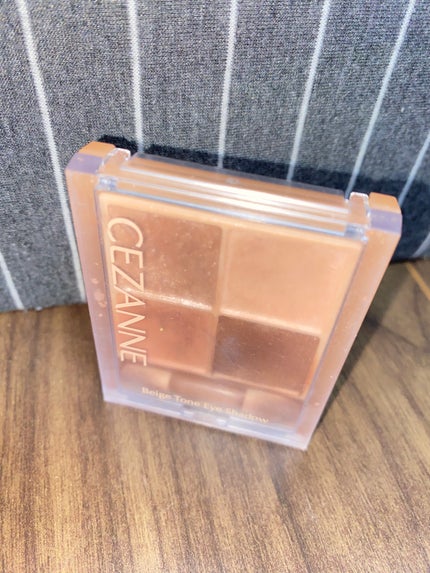 ベージュトーンアイシャドウ/CEZANNE/アイシャドウパレットを使ったクチコミ(1枚目)