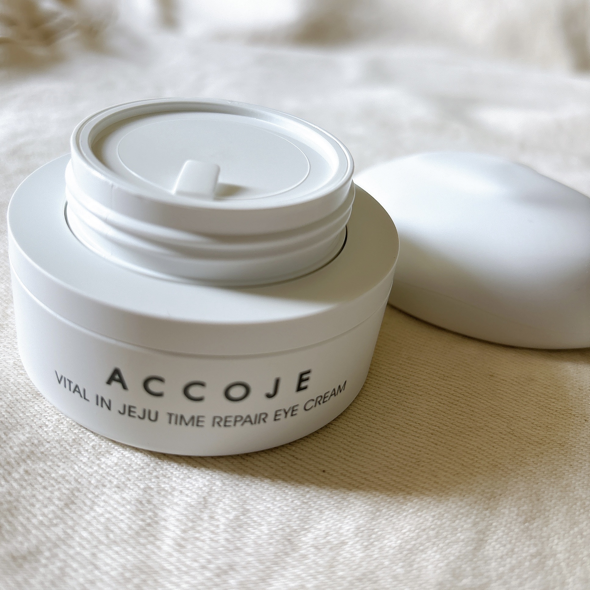 バイタル イン ジェジュ タイム リペア アイクリーム/ACCOJE/アイケア・アイクリームを使ったクチコミ（2枚目）