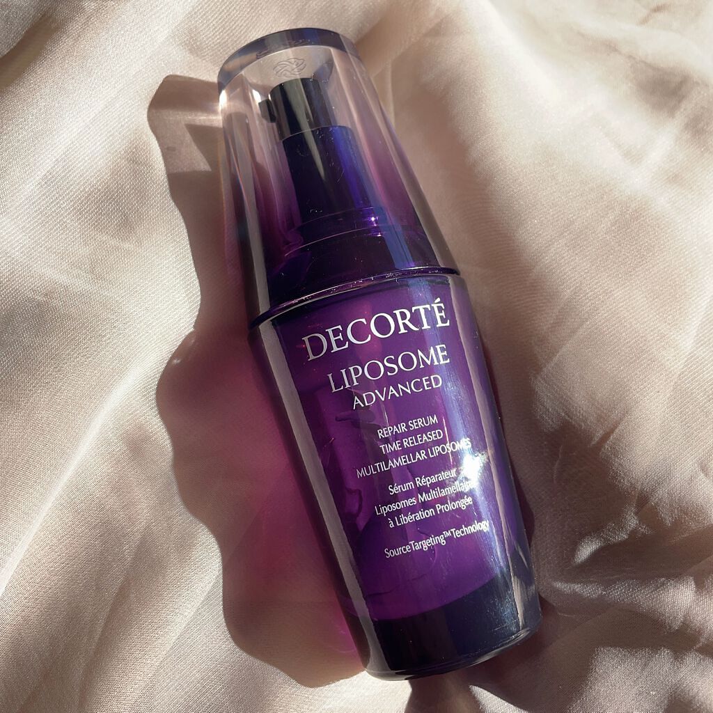 お守りスキンケア🥺🤍´-
▶︎リポソーム アドバンスト リペアセラム / DECORTÉ
リニューアルしたと聞いてサンプルを使ったらこれは買わねば案件でした…！
保湿力はもちろん、夜使えば次の日の朝に大感動😭✨✨ 化粧水の前に使うんだ