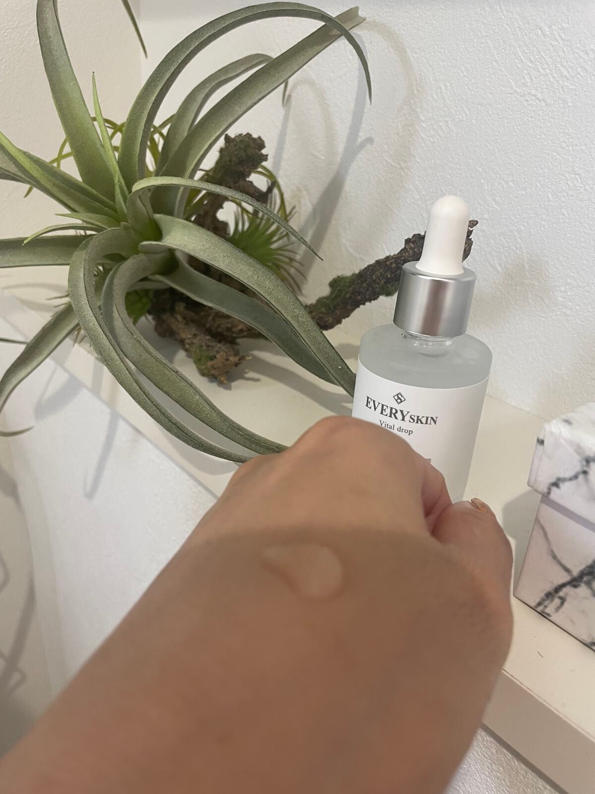バイタルドロップ/EVERYSKIN/美容液を使ったクチコミ(4枚目)