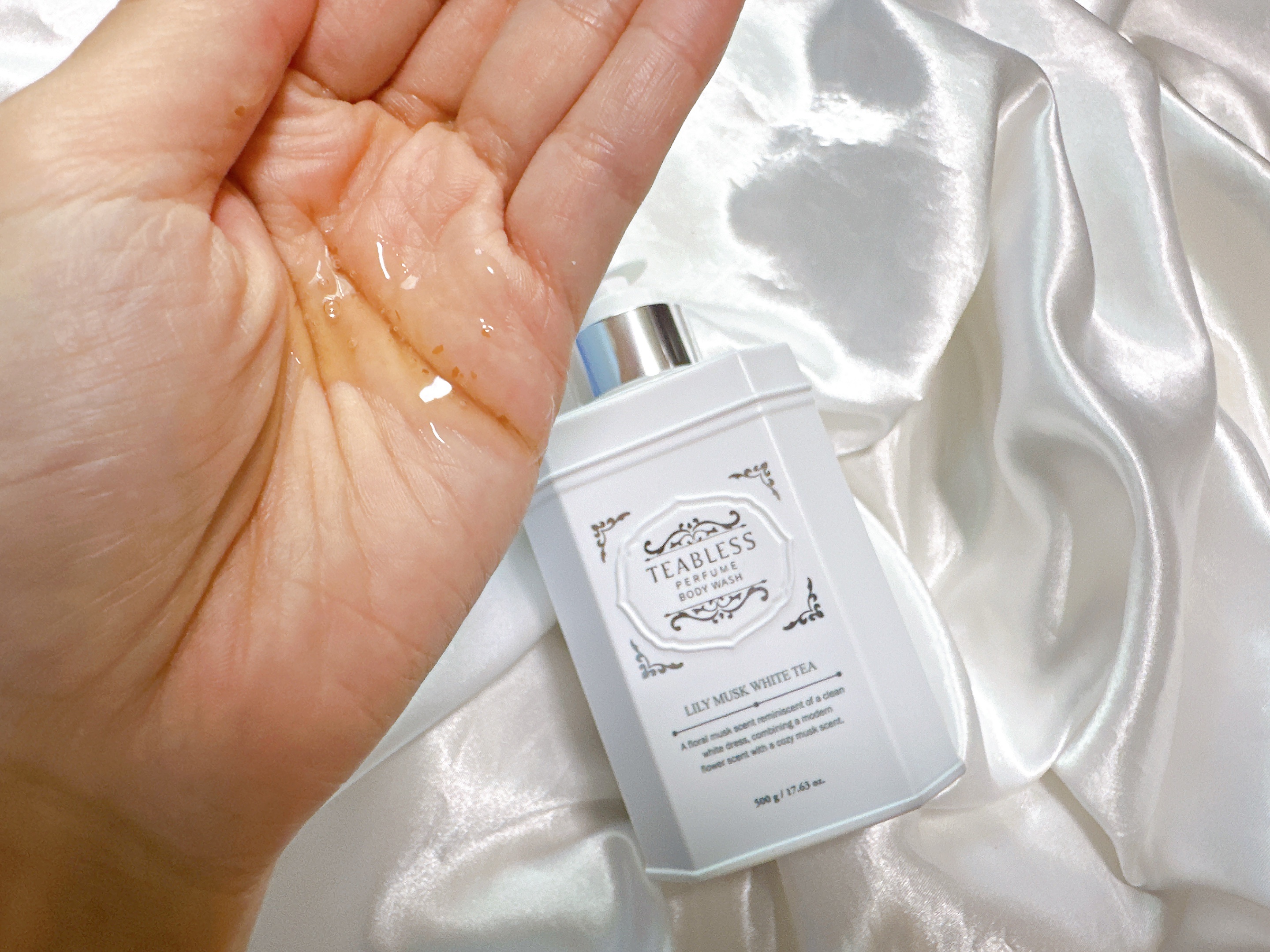 パフュームボディウォッシュ リリームスクホワイトティー/TEABLESS/ボディソープを使ったクチコミ（2枚目）
