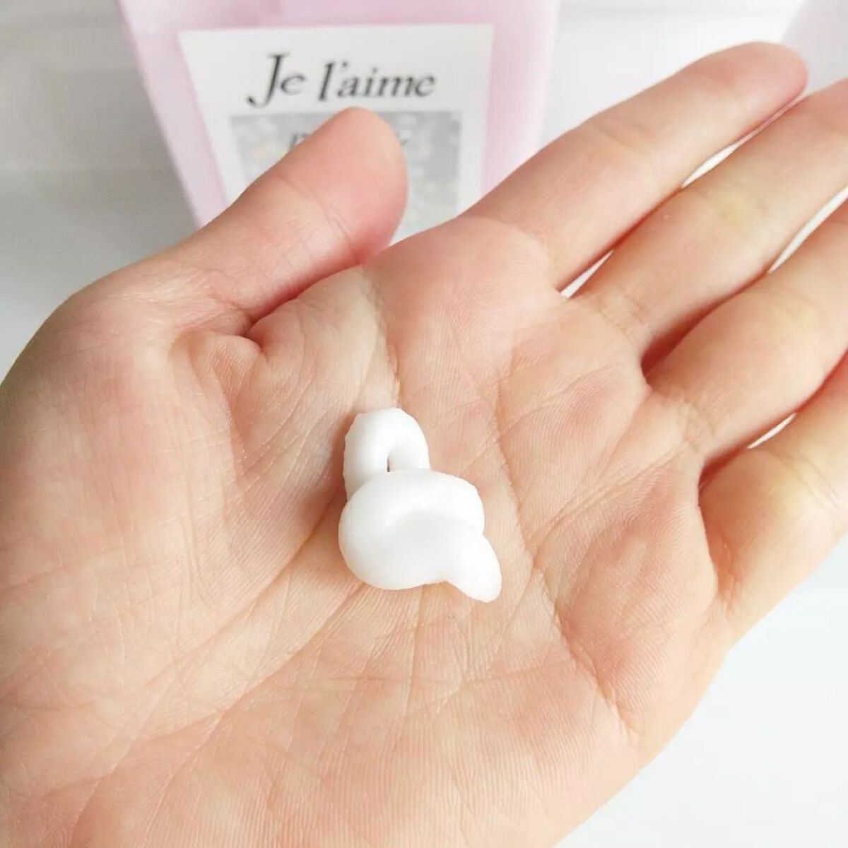 リラックス ミッドナイトリペア シャンプー/ヘアトリートメント (ストレート&リッチ)/Je l'aime/市販シャンプーを使ったクチコミ(5枚目)