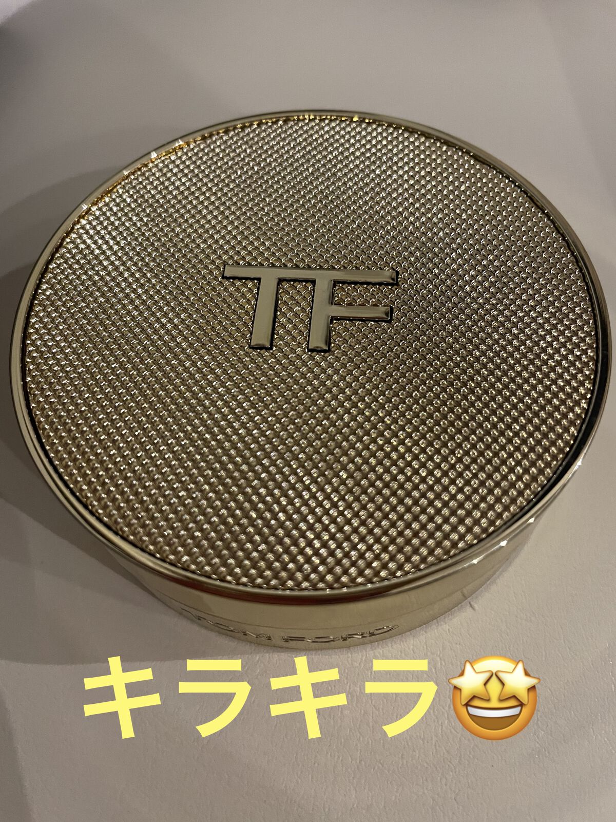 シェイド アンド イルミネイト ファンデーション SPF45 ソフト ラディアンス クッション コンパクト 1.3 ヌード アイボリー/TOM FORD BEAUTY/リキッドファンデーションを使ったクチコミ（1枚目）