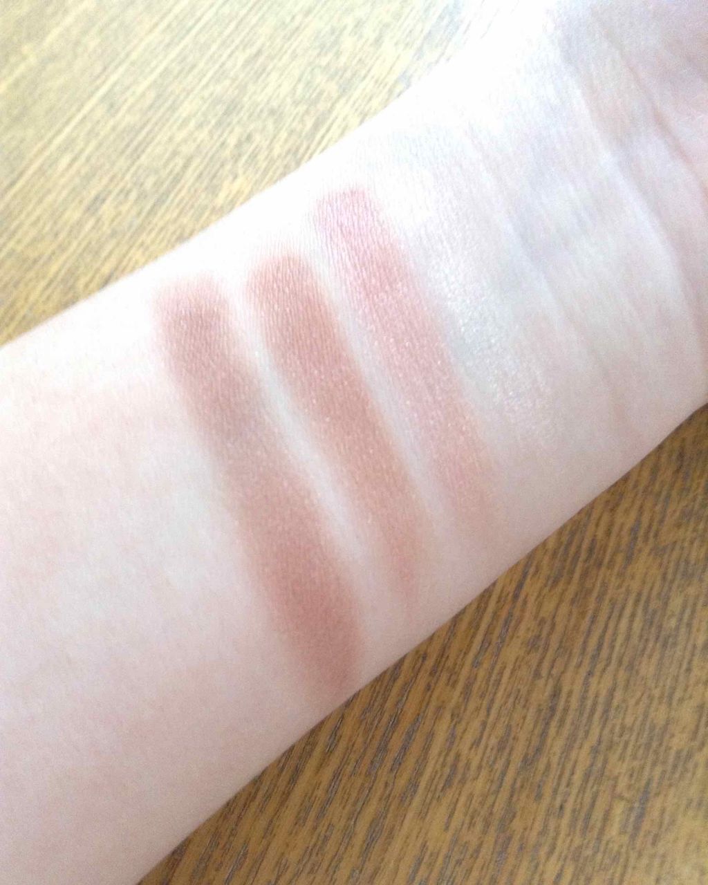 スキニーリッチシャドウ/excel/アイシャドウパレットを使ったクチコミ(2枚目)