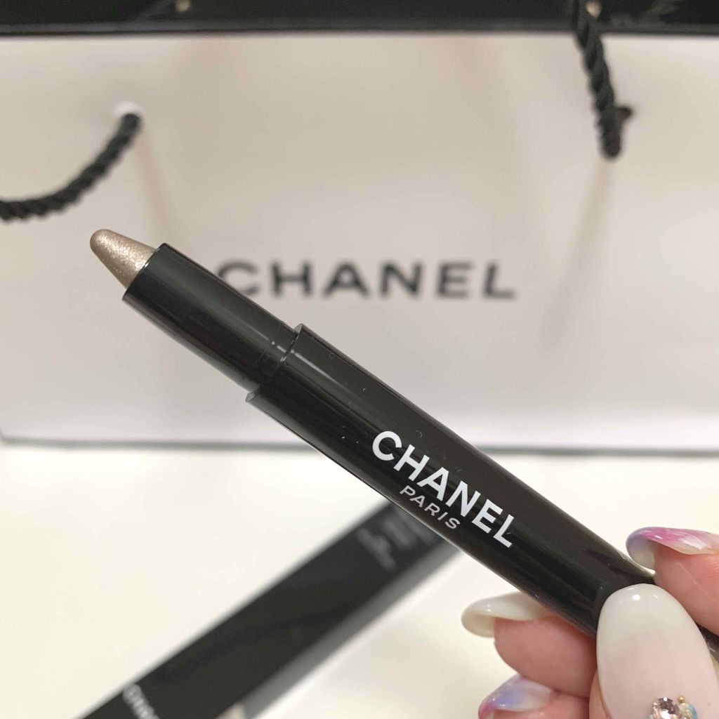 スティロ オンブル エ コントゥール 224 メタリック フラッシュ/CHANEL/スティックアイシャドウを使ったクチコミ（1枚目）