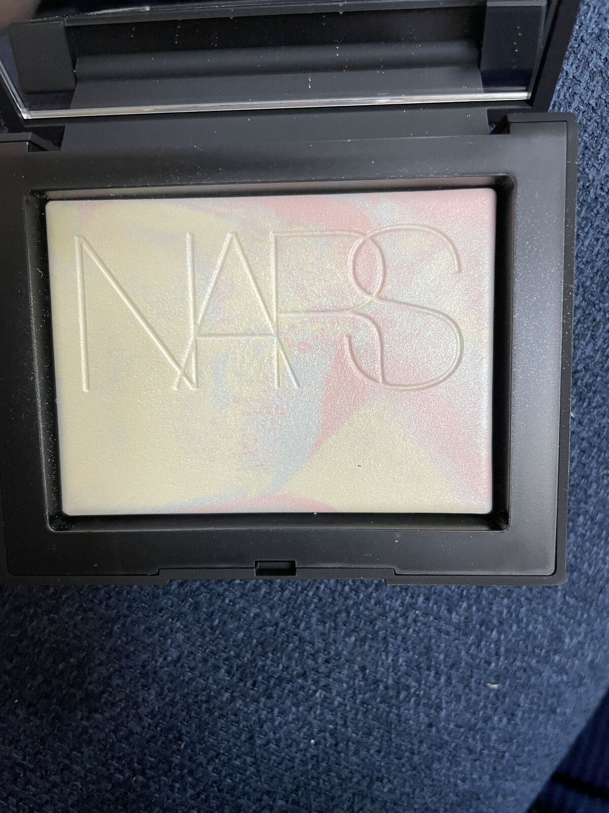 ライトリフレクティング プリズマティックパウダー/NARS/プレストパウダーを使ったクチコミ（1枚目）