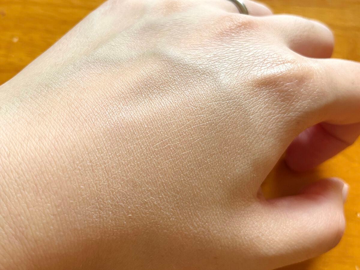 サンシェルター トーンアップCC/DECORTÉ/CCクリームを使ったクチコミ(4枚目)