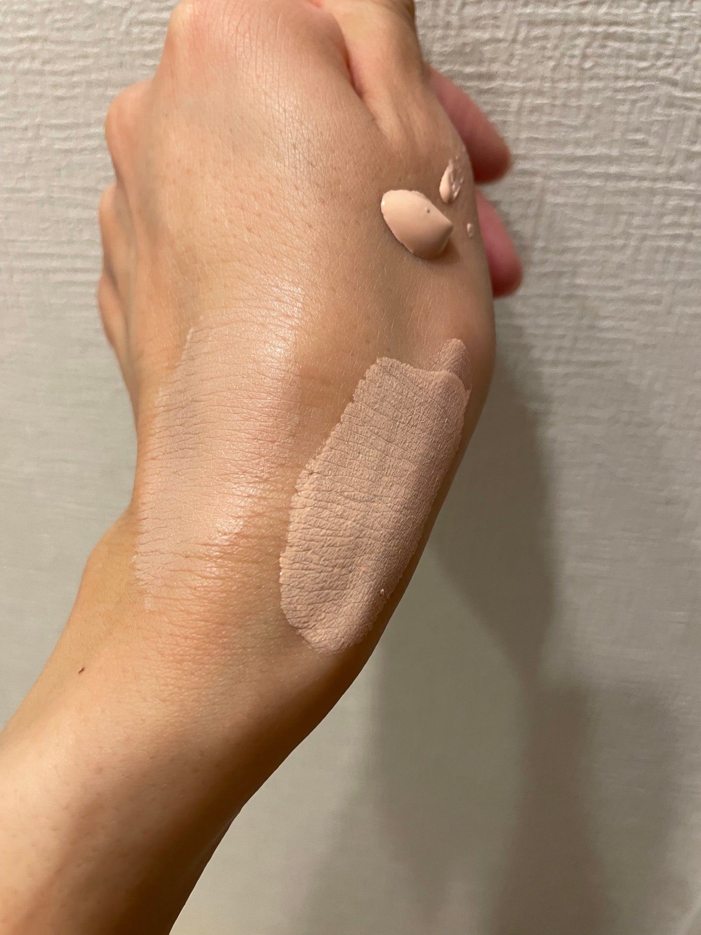 密着カバーファンデーション/GIVERNY/リキッドファンデーションを使ったクチコミ(3枚目)