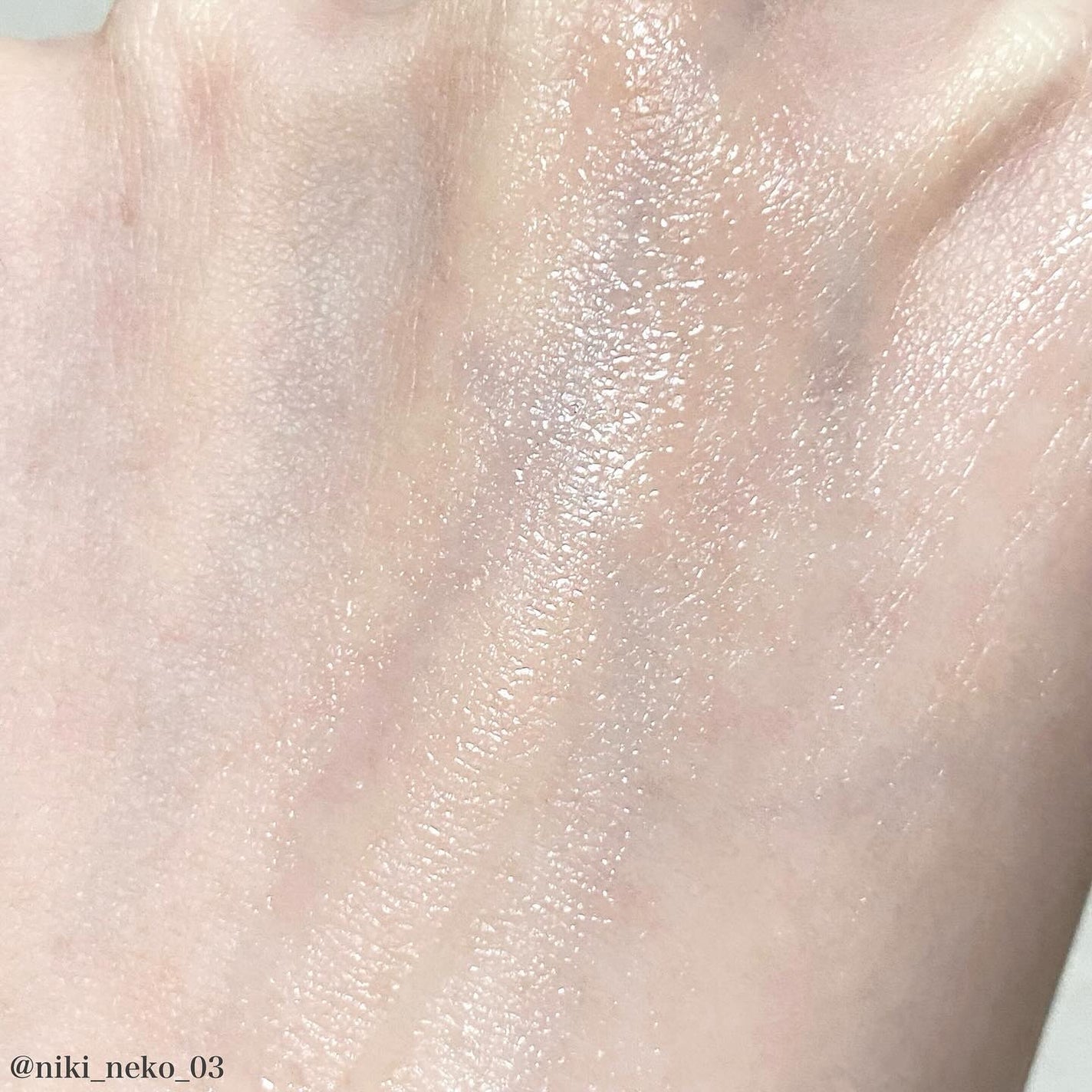 シルキーエアリーSooクリーム/xmii/フェイスクリームを使ったクチコミ(4枚目)