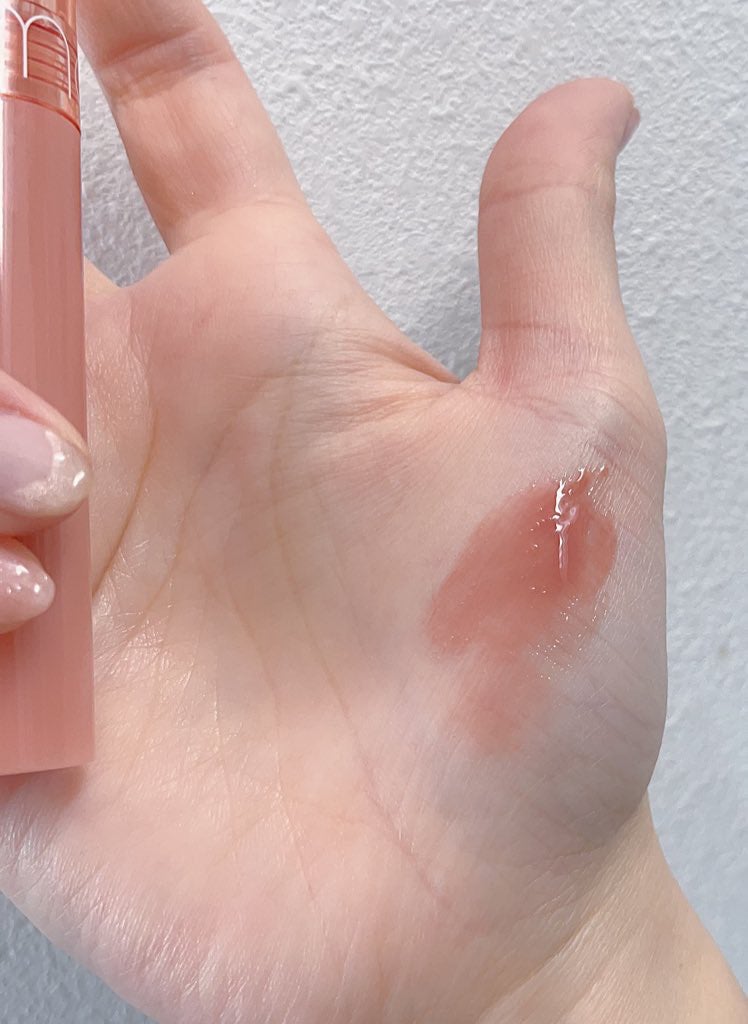 グラスティングカラーグロス/rom&nd/リップグロスを使ったクチコミ(2枚目)