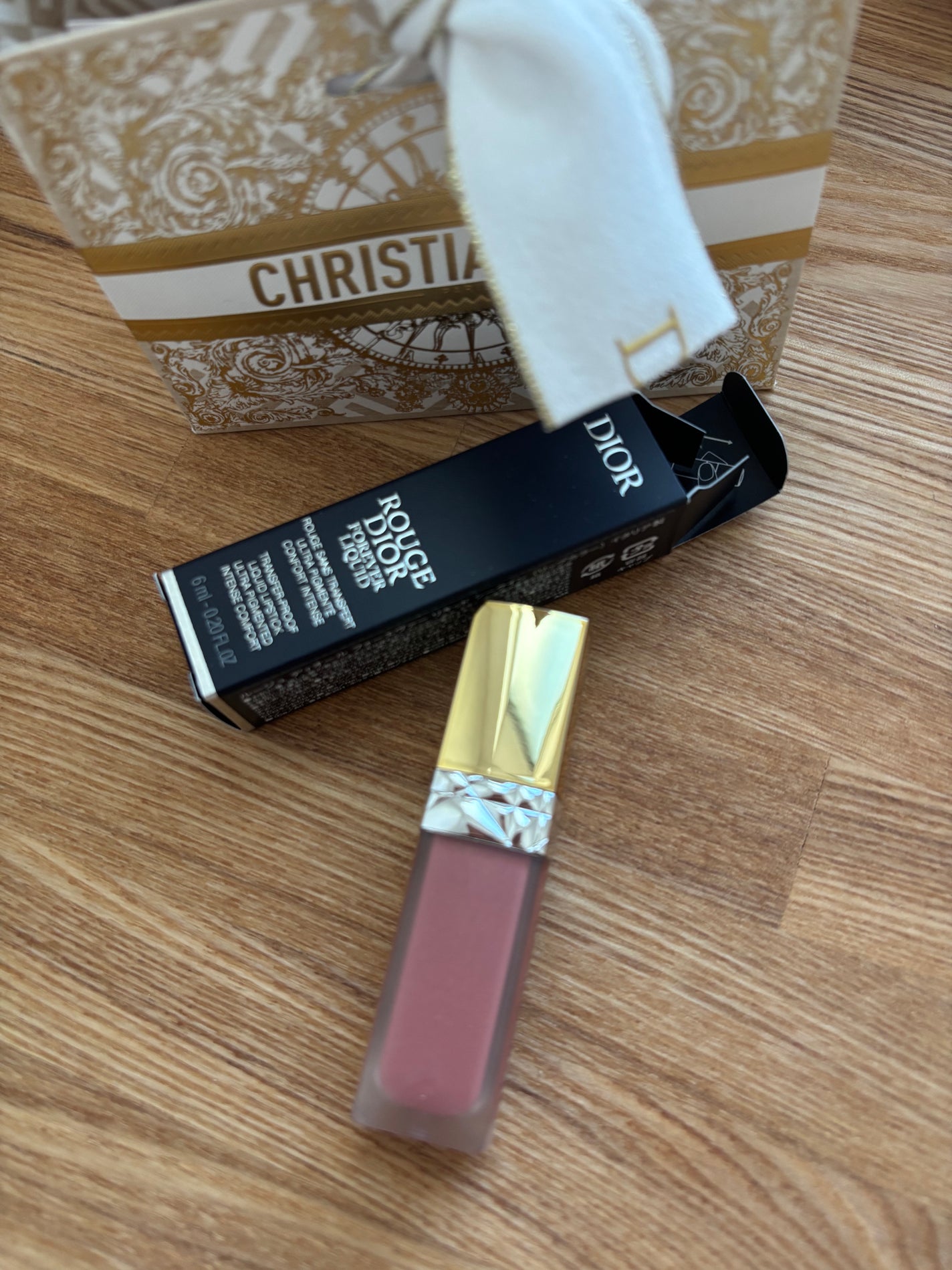 ルージュ ディオール フォーエヴァー リキッド シークイン(クリスマス コレクション 2024 限定品)/Dior/口紅・グロス・リップライナー・リップケアを使ったクチコミ(2枚目)