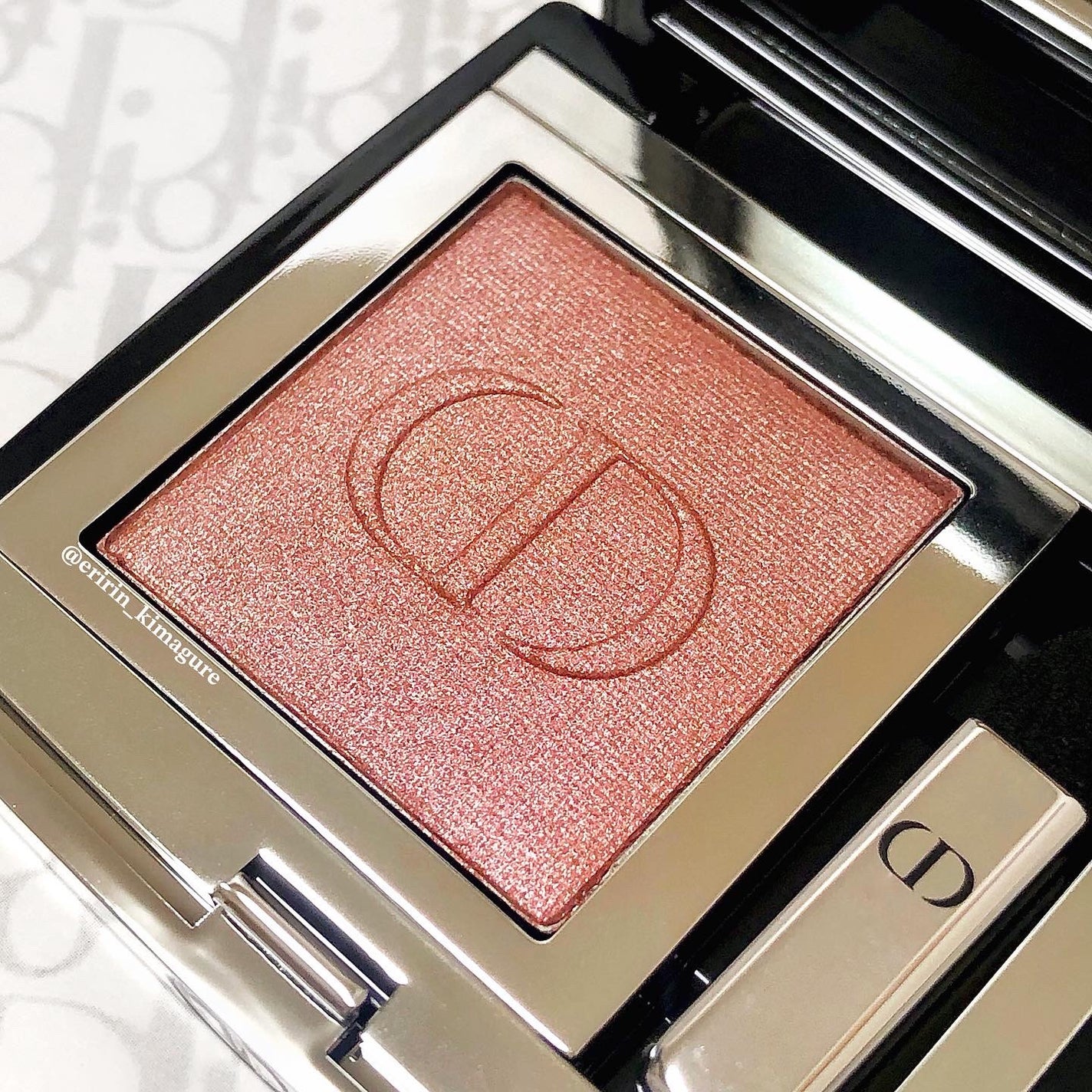 モノ クルール クチュール/Dior/単色アイシャドウを使ったクチコミ(3枚目)