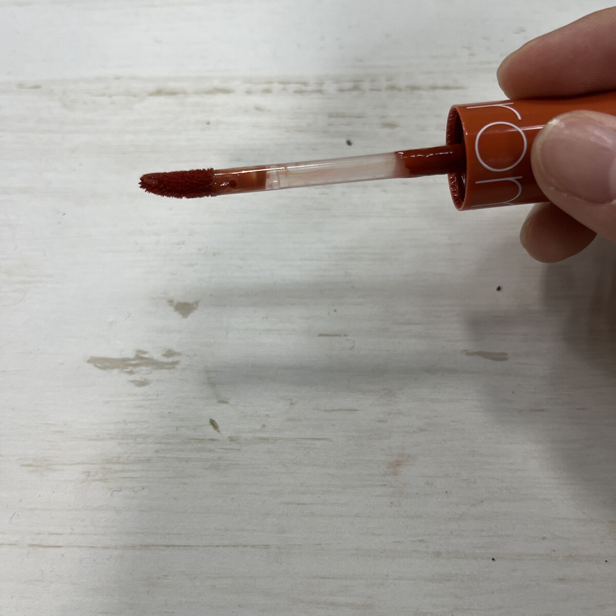 ラスティンググロスリップ/CEZANNE/口紅を使ったクチコミ（3枚目）