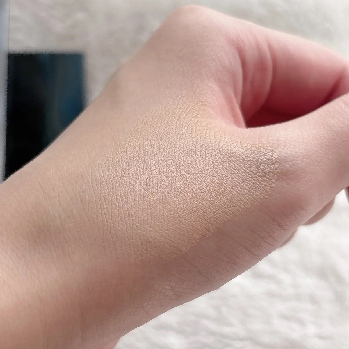 プリズム･リーブル･グロウ･セラム･ ファンデーション/GIVENCHY/リキッドファンデーションを使ったクチコミ（3枚目）