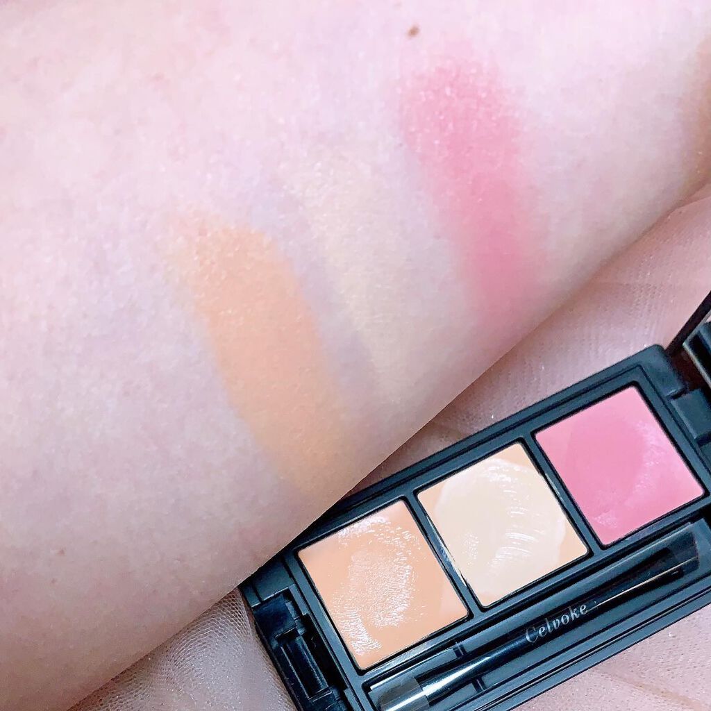 セルヴォーク インディケイトアイブロウパウダー/Celvoke/パウダーアイブロウを使ったクチコミ（3枚目）