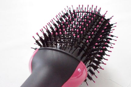 ボリューマイザーヘアードライヤーブラシ/REVLON/ヒートブラシを使ったクチコミ(4枚目)