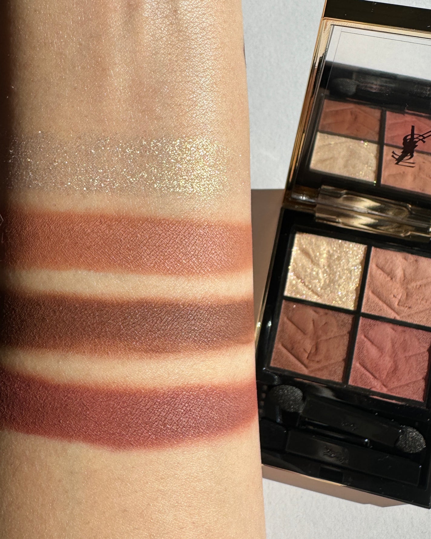 クチュール ミニ クラッチ/YVES SAINT LAURENT BEAUTE/アイシャドウパレットを使ったクチコミ(5枚目)