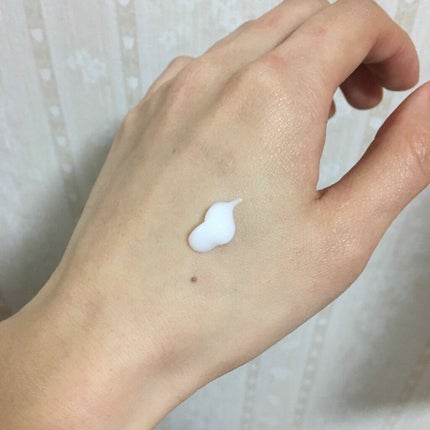 純白専科 すっぴん白雪美容液(専科 薬用美白クリーム)/SENKA(専科)/美容液を使ったクチコミ(3枚目)