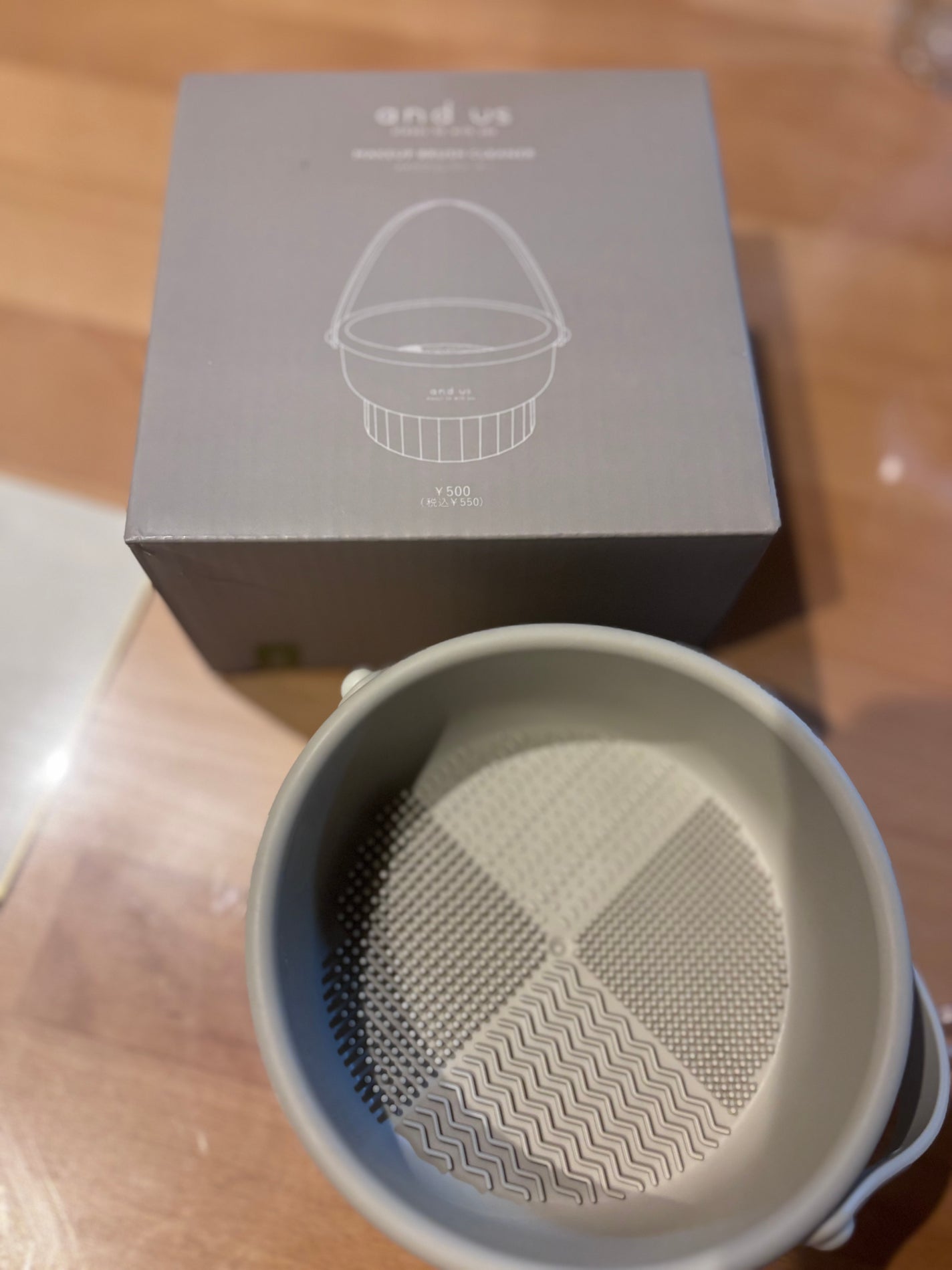 メイクブラシクリーナー/3COINS/その他化粧小物を使ったクチコミ(2枚目)