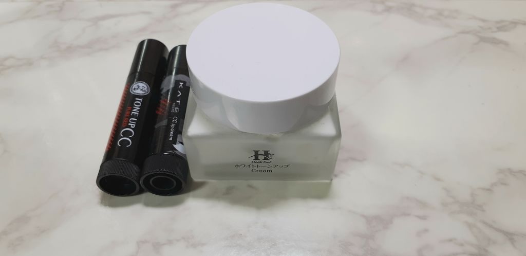 ミルキーホワイト クリーム/ハイジドルフ/化粧下地を使ったクチコミ（1枚目）