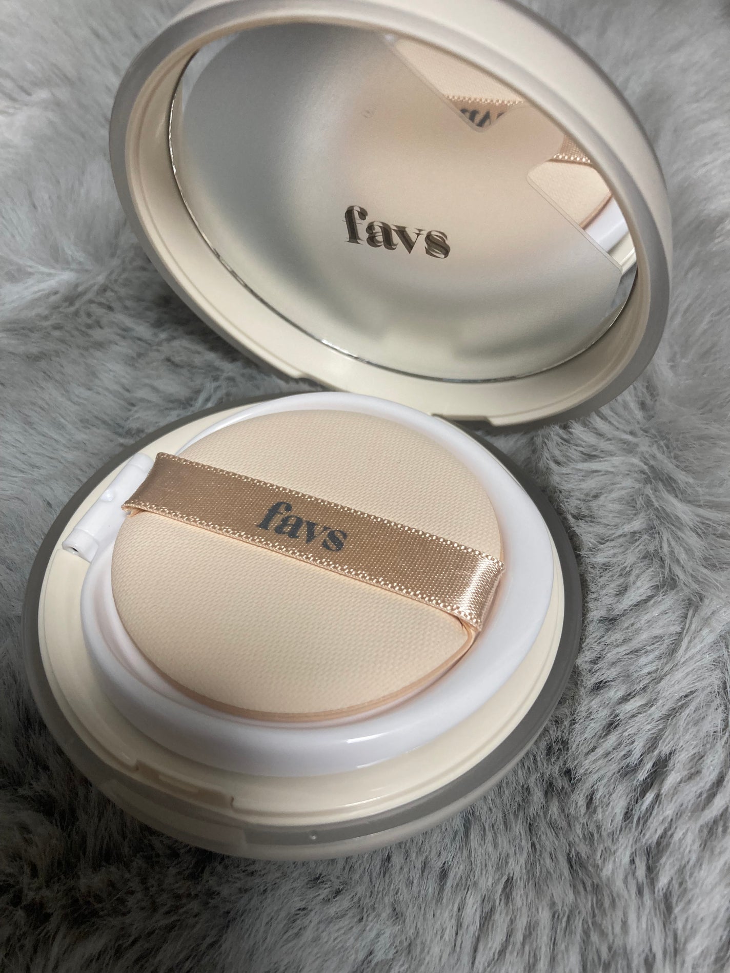 goma on LIPS 「カバー力があるのに厚塗り感もないのでとても使いやすいです!ヘー..」(2枚目)