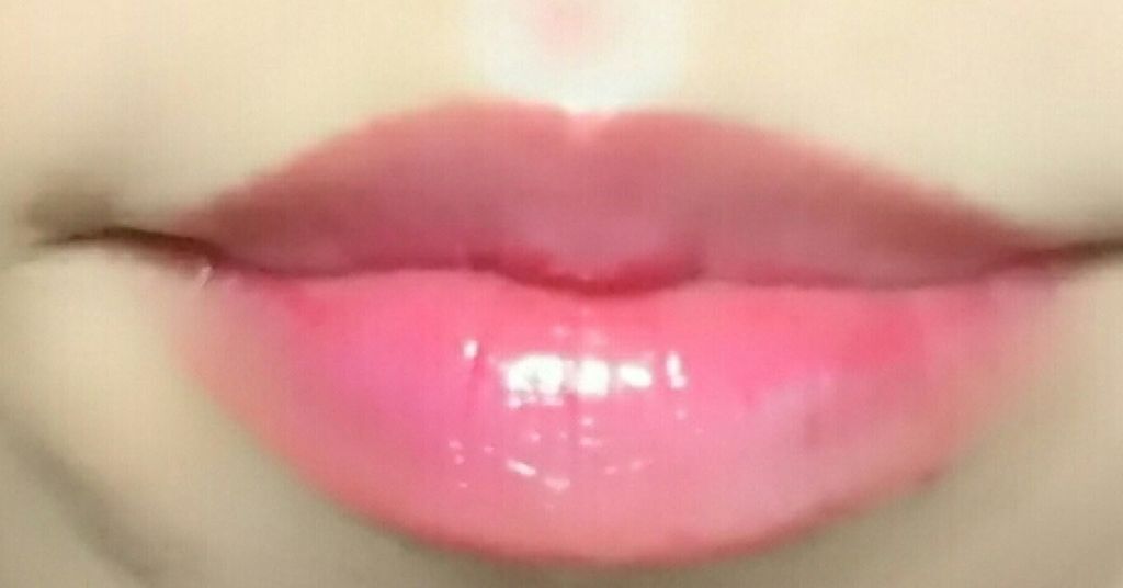 口紅がいらない薬用リップほんのりUV/メンターム/リップクリームを使ったクチコミ(3枚目)