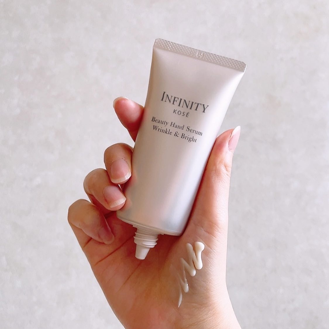 インフィニティ　ビューティーハンドセラム リンクル＆ブライト [医薬部外品]/インフィニティ/ハンドクリームを使ったクチコミ（2枚目）