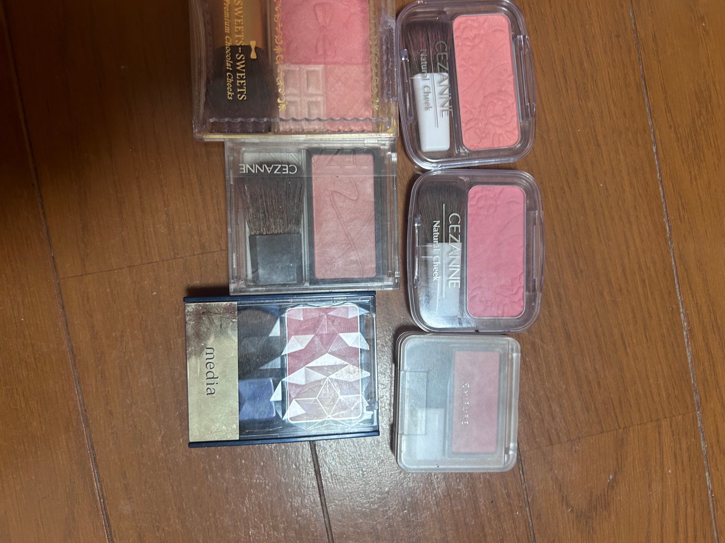 ナチュラル チークN/CEZANNE/パウダーチークを使ったクチコミ(4枚目)