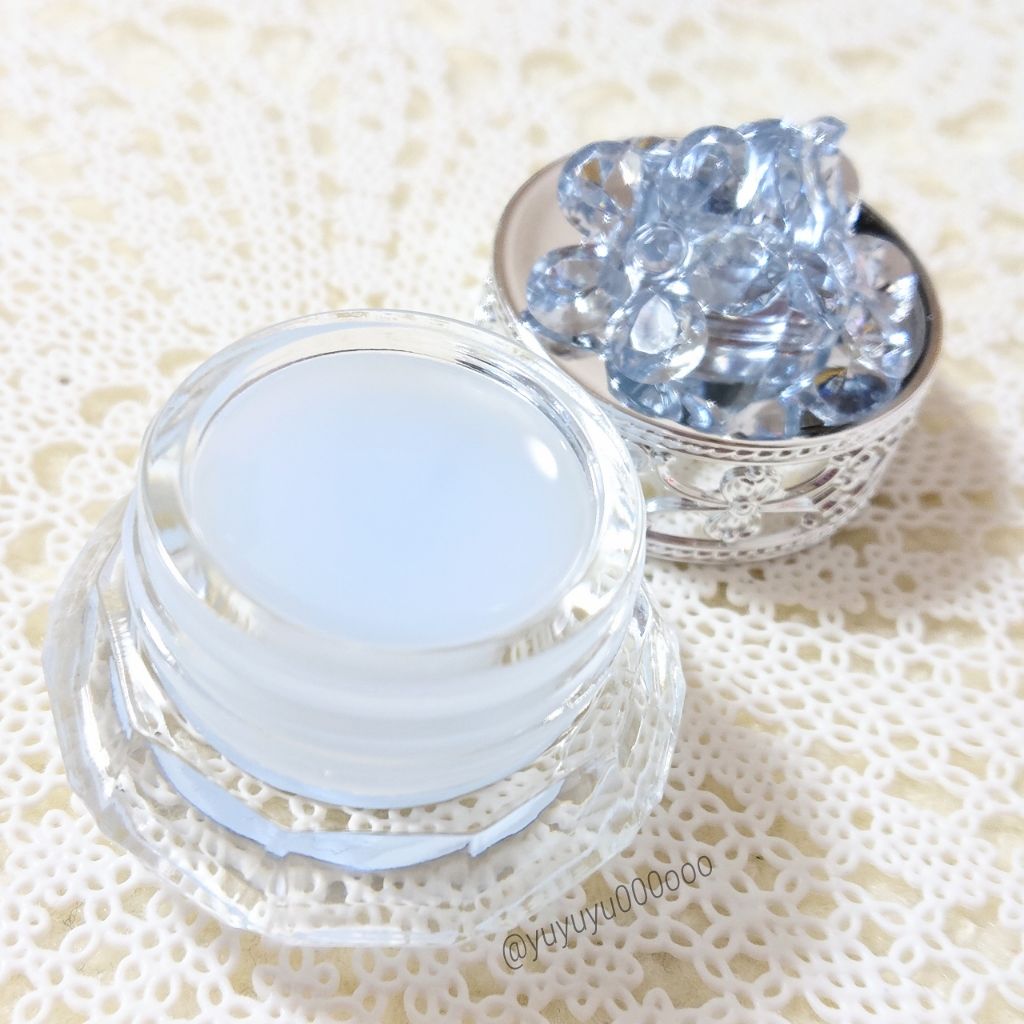 クリスタルブルーム サムシングピュアブルー エッセンス ボディバーム/JILL STUART/ボディクリームを使ったクチコミ（3枚目）