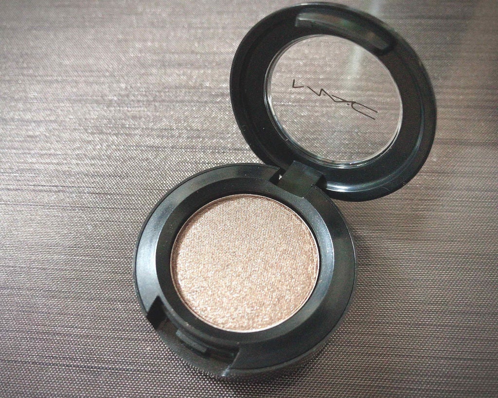 スモール アイシャドウ/M・A・C/単色アイシャドウを使ったクチコミ(1枚目)