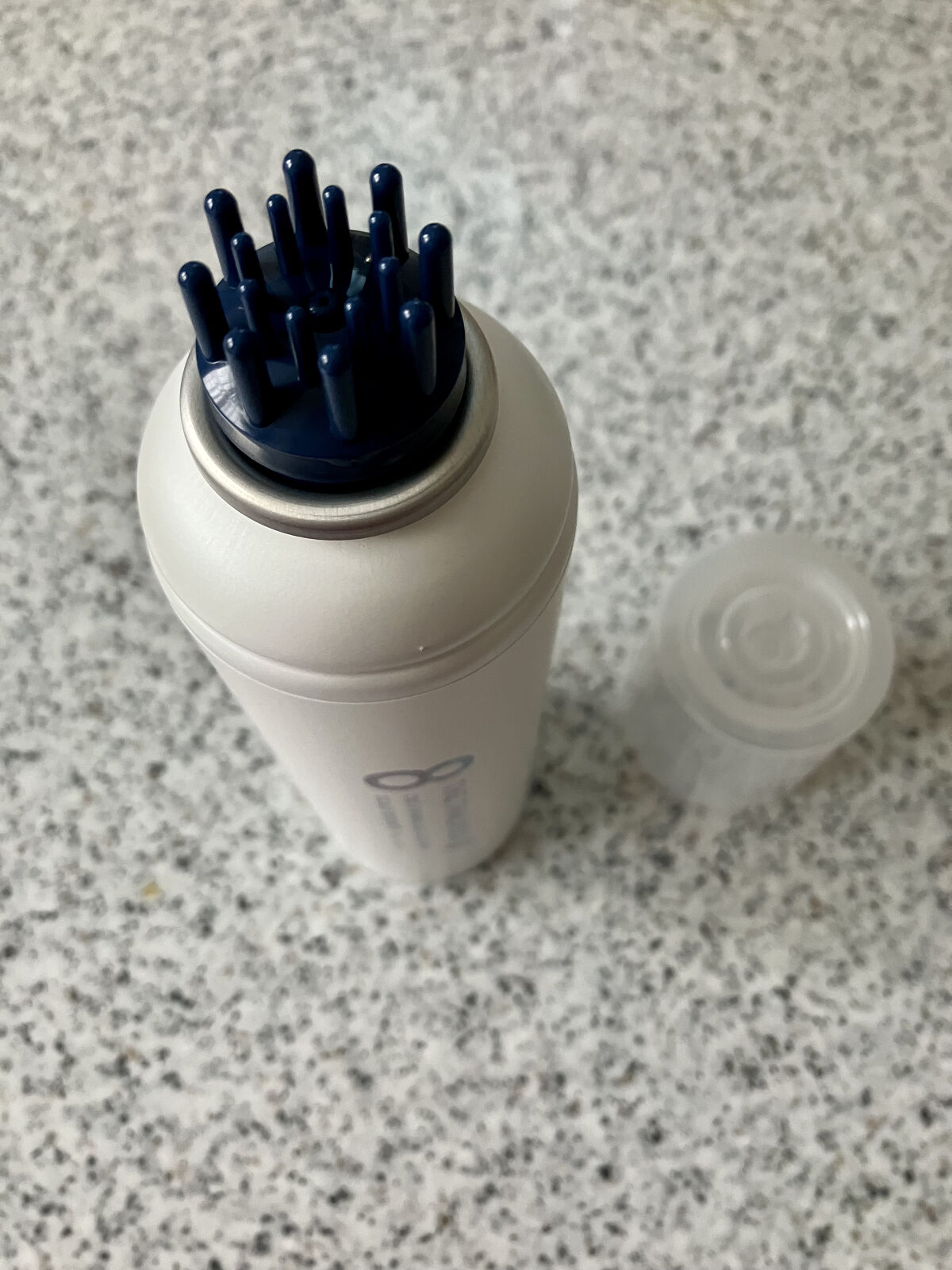 エイトザタラソ ユー CBD＆スパークリング ヘッドスパ スキャルプエッセンス/エイトザタラソ/頭皮ローションを使ったクチコミ（2枚目）