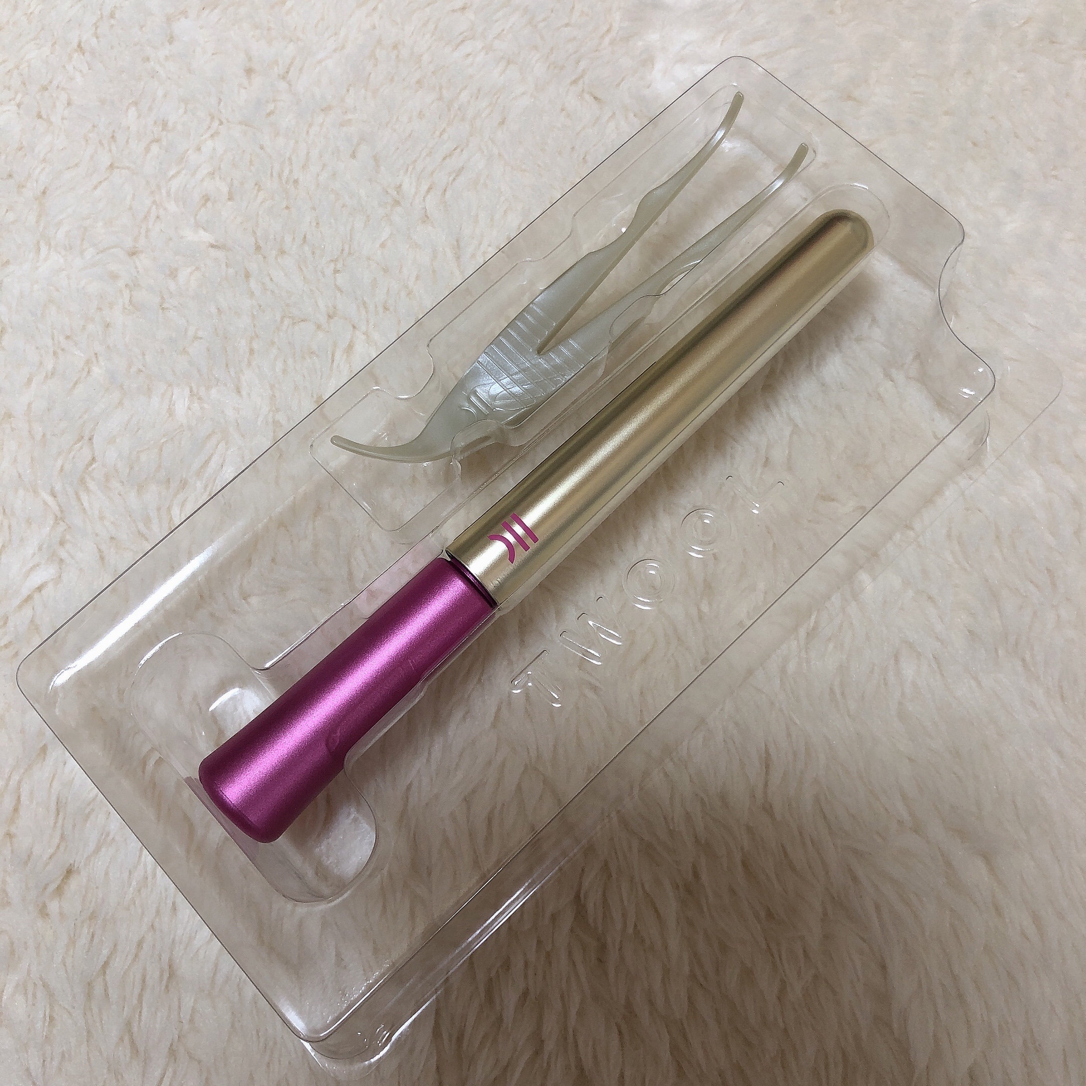 TWOOL ダブルアイリッドグルー/SHOBIDO/二重まぶた用アイテムを使ったクチコミ（2枚目）