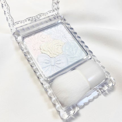 グロウフルールハイライター/キャンメイク/パウダーハイライトを使ったクチコミ(2枚目)