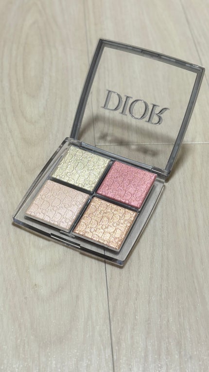 ディオール バックステージ フェイス グロウ パレット/Dior/ハイライトを使ったクチコミ(3枚目)