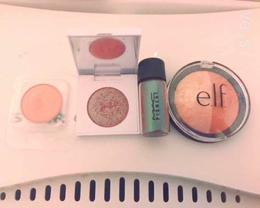 ベイクド ハイライター & ブラッシュ/e.l.f. Cosmetics/パウダーハイライトを使ったクチコミ（1枚目）