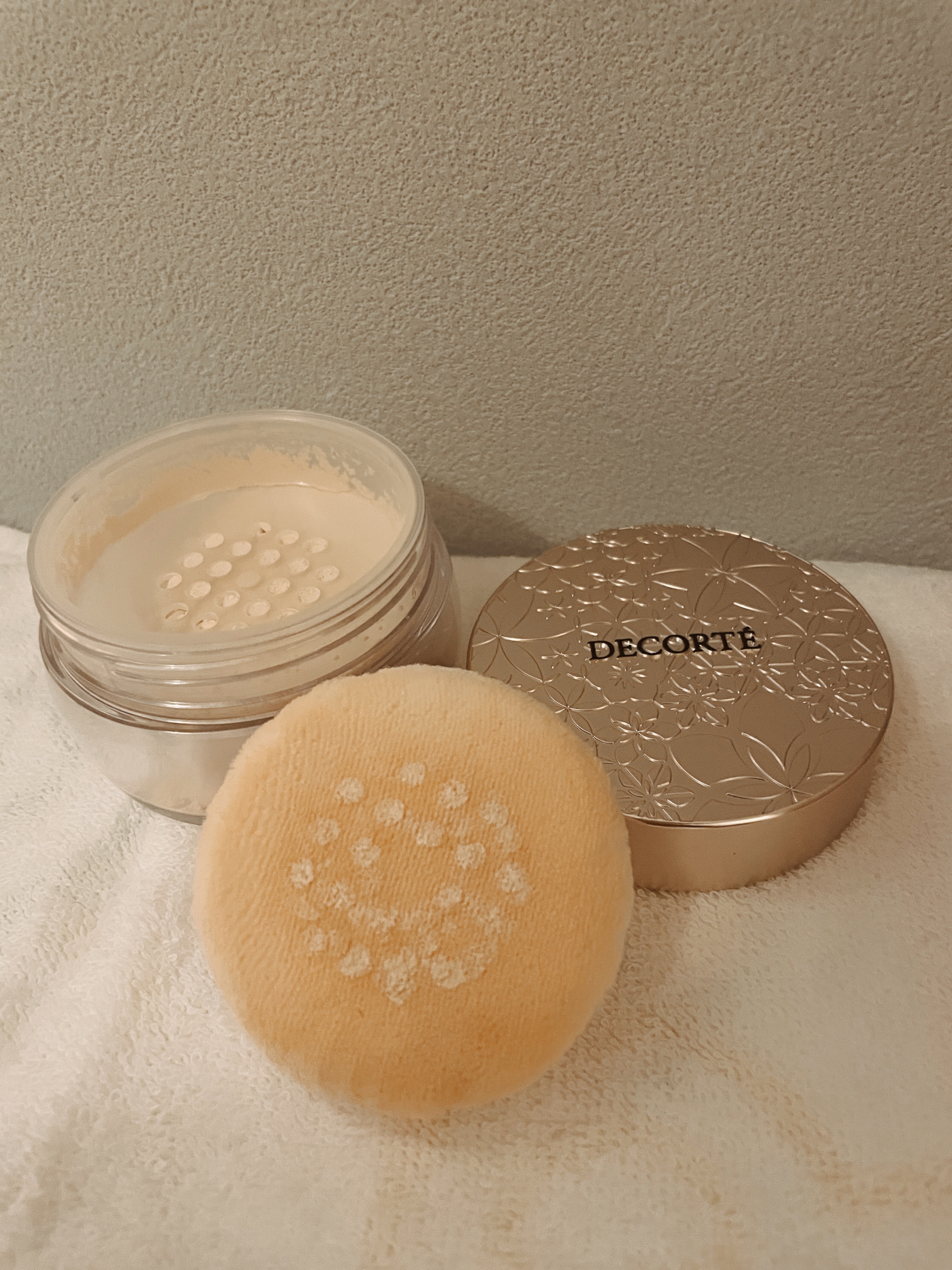 フェイスパウダー/DECORTÉ/ルースパウダーを使ったクチコミ（1枚目）