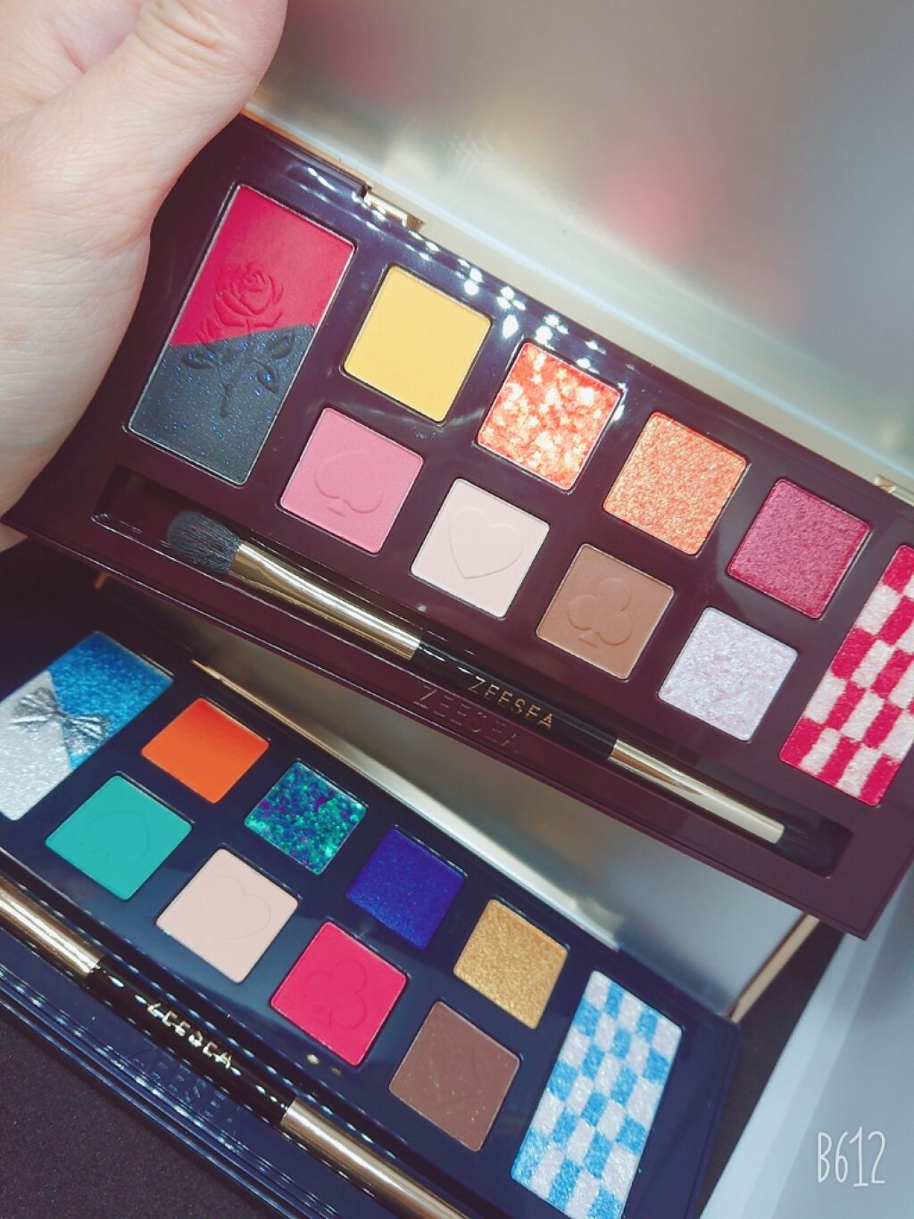 アリスドリームランドシリーズ 12色アイシャドウパレット(ZEESEA×大英博物館)/ZEESEA/アイシャドウパレットを使ったクチコミ(2枚目)