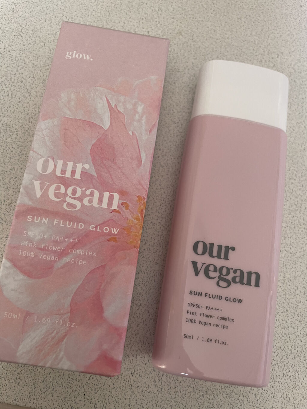 アワーヴィーガン サンプルイド グロー/manyo/化粧下地を使ったクチコミ（3枚目）