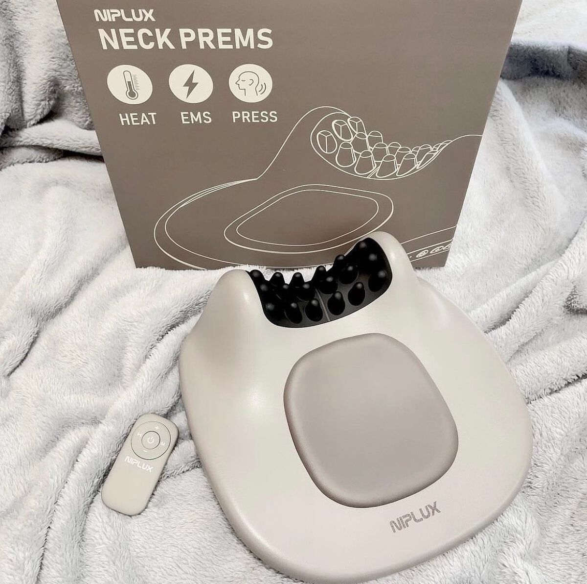 NECK PREMS/NIPLUX/ネックマッサージャーを使ったクチコミ（1枚目）