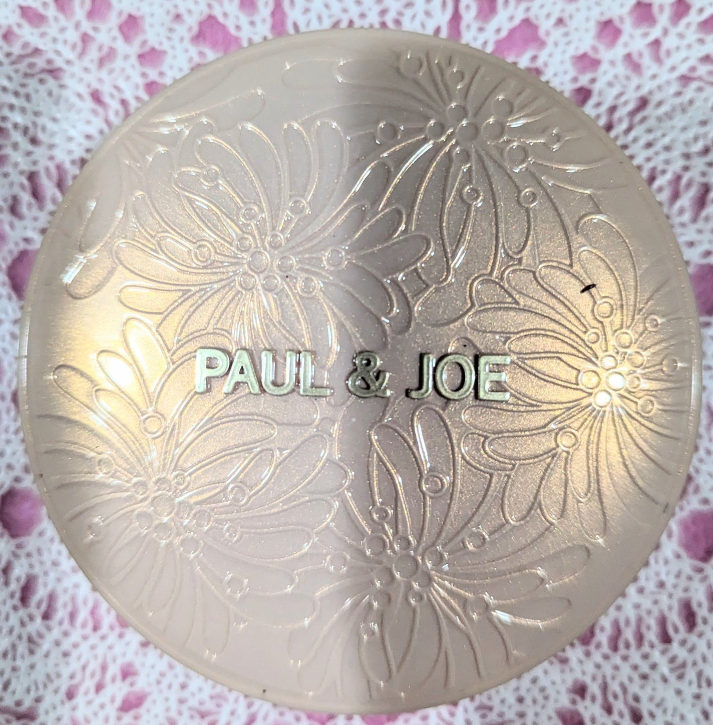 シースルー ヴェール コンパクト/PAUL & JOE BEAUTE/ファンデーションを使ったクチコミ(1枚目)