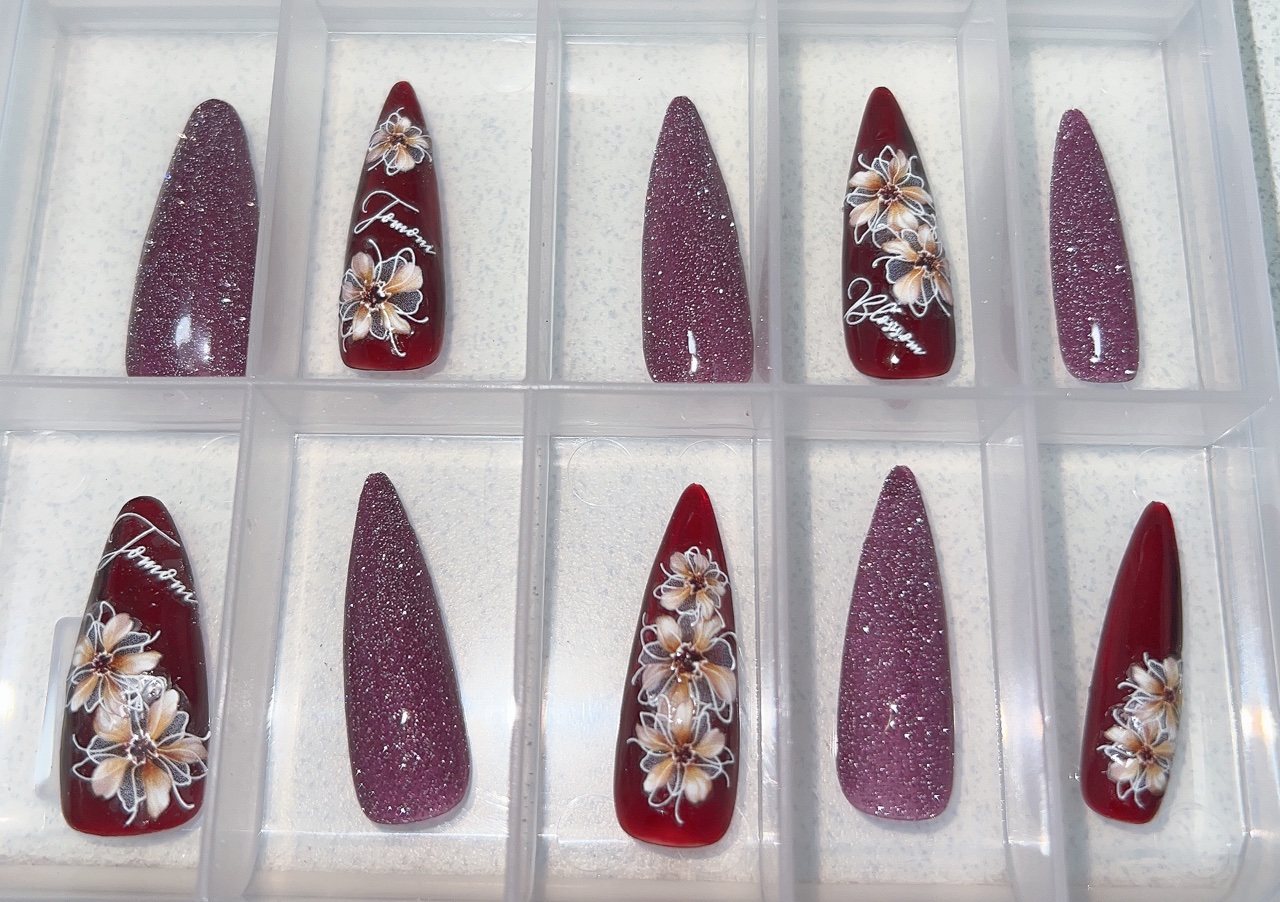 #セルフネイル,#大人ネイル,#花柄ネイルのネイルデザイン