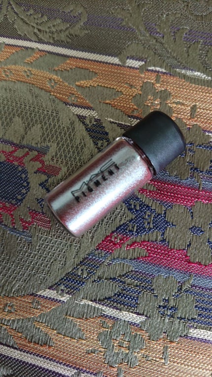 ピグメント/M・A・C/単色アイシャドウを使ったクチコミ(2枚目)