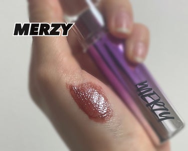 MERZY  オーロラデュイティントDT11 Burnt Sienna ¥1,200（Qoo10公式）（1+1で¥1,800）

ディープブラウンチリというカラーで秋冬大活躍リップです👏チョコレートっぽ