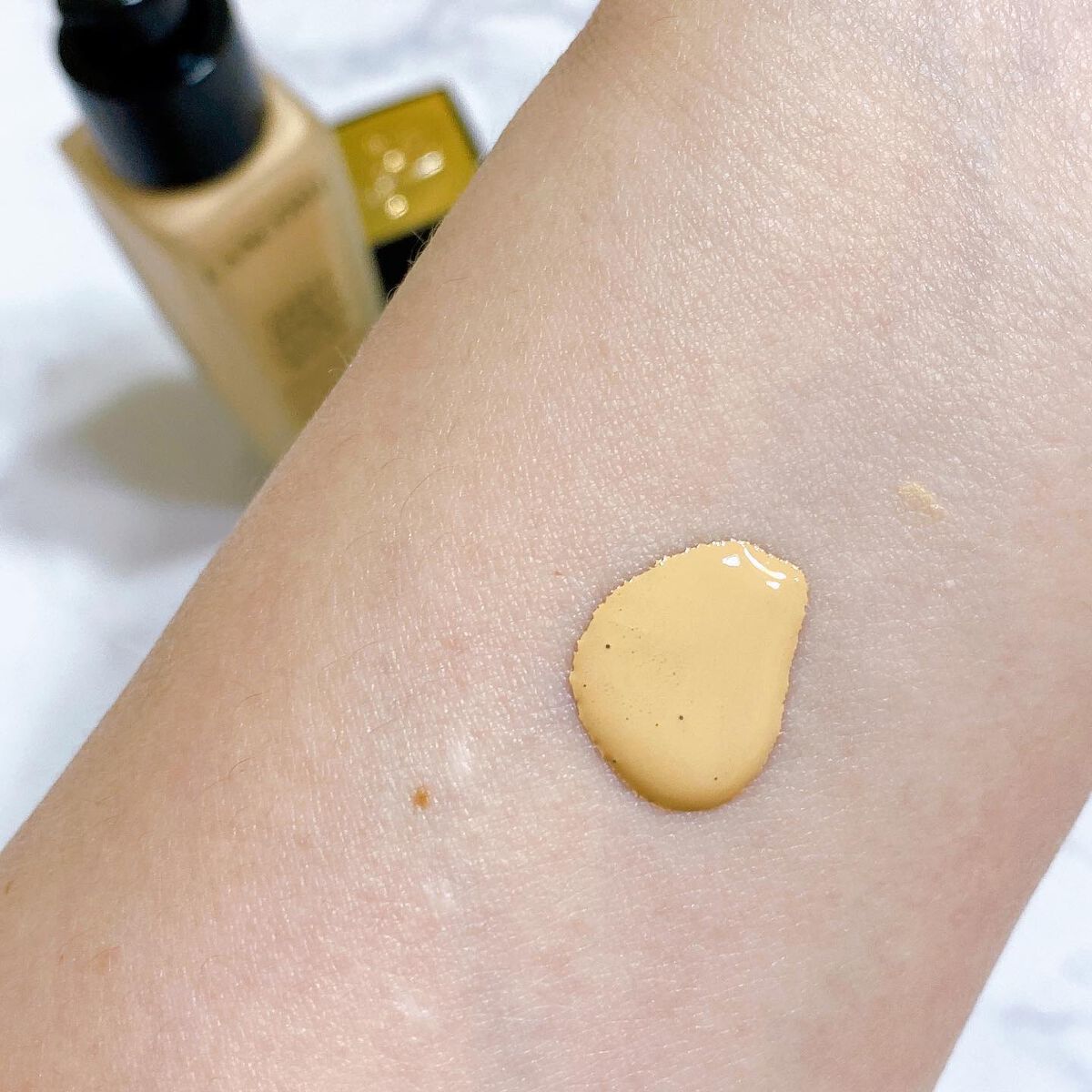 タンイドル ウルトラ ウェア リキッド/LANCOME/リキッドファンデーションを使ったクチコミ（3枚目）