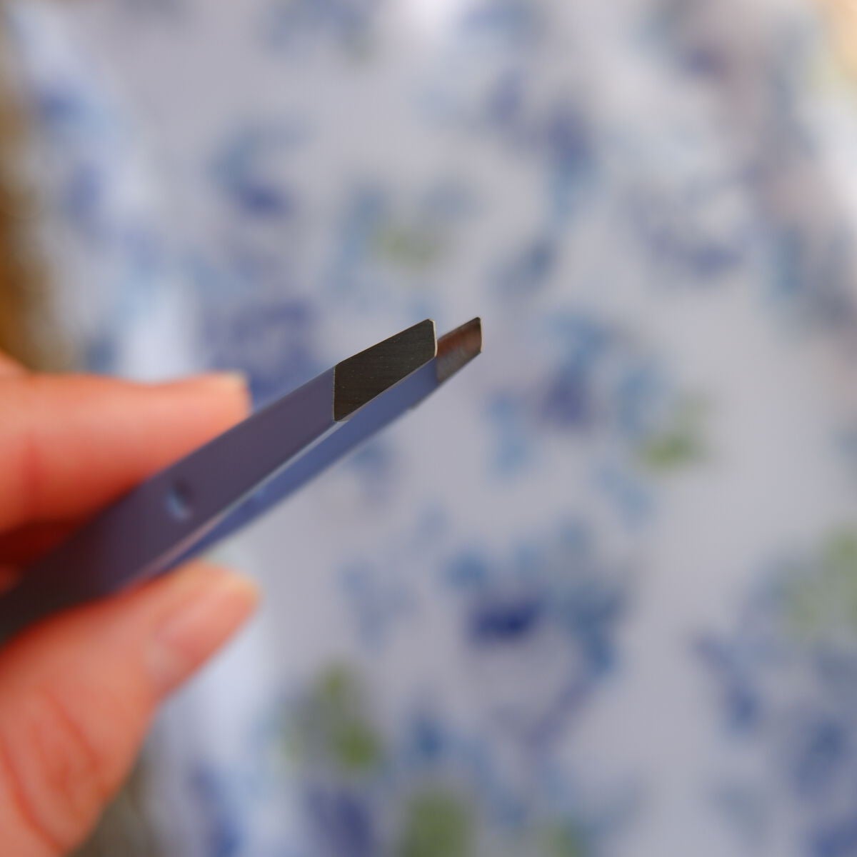 がっちりキャッチ毛抜き(ニュアンスブルー)/貝印/毛抜きを使ったクチコミ(3枚目)